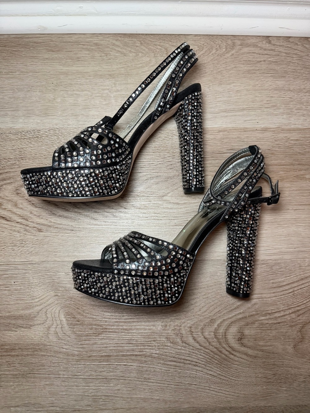 Jessica Simpson Black Rhinestone Platform Heels - Picture 2 of 9